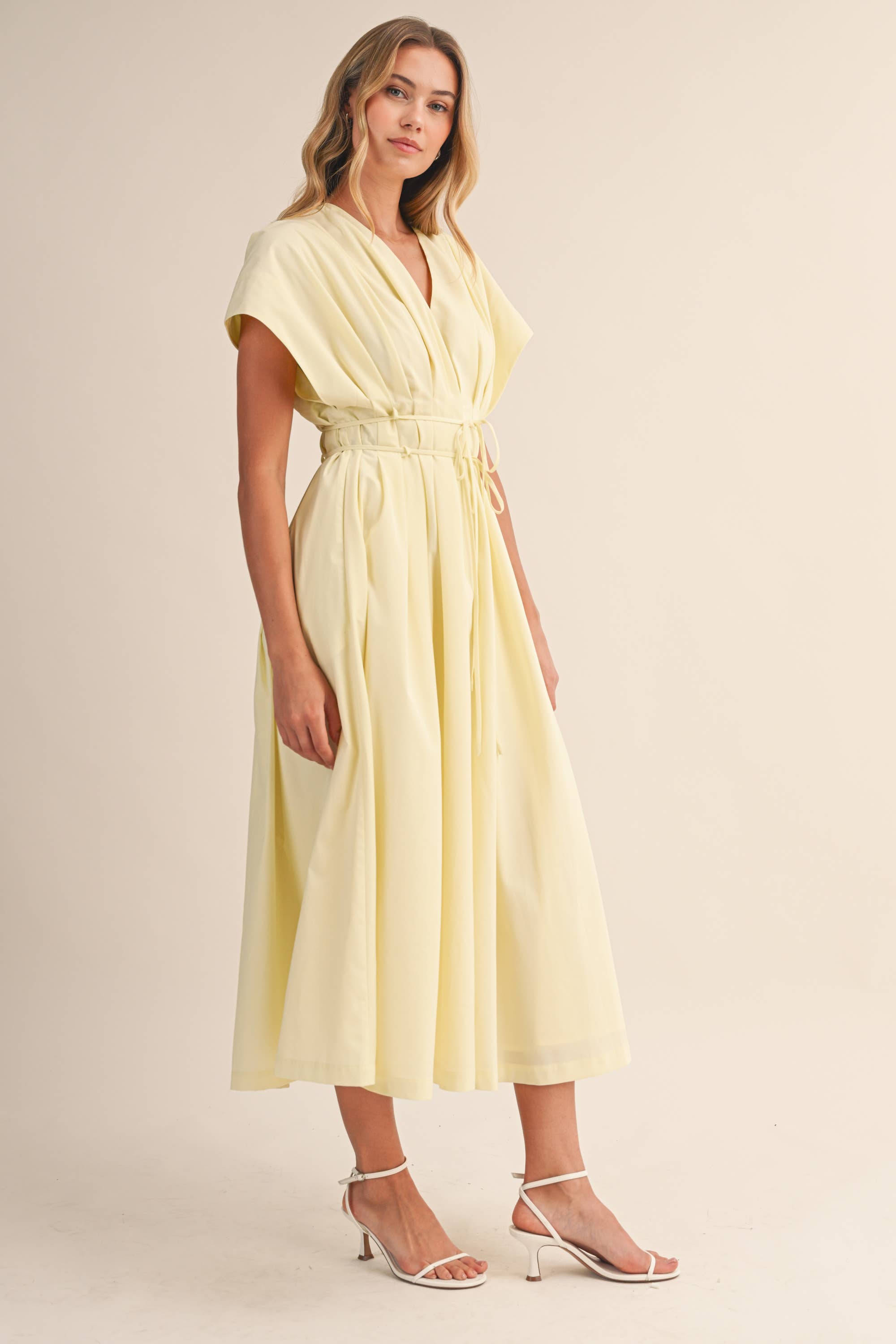 POPLIN SHORT SLV PLEATED DETAIL BELTED MAXI DRESS