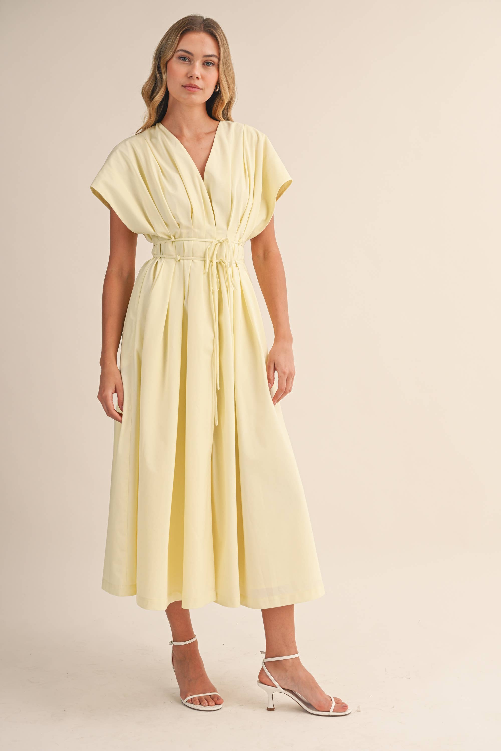 POPLIN SHORT SLV PLEATED DETAIL BELTED MAXI DRESS