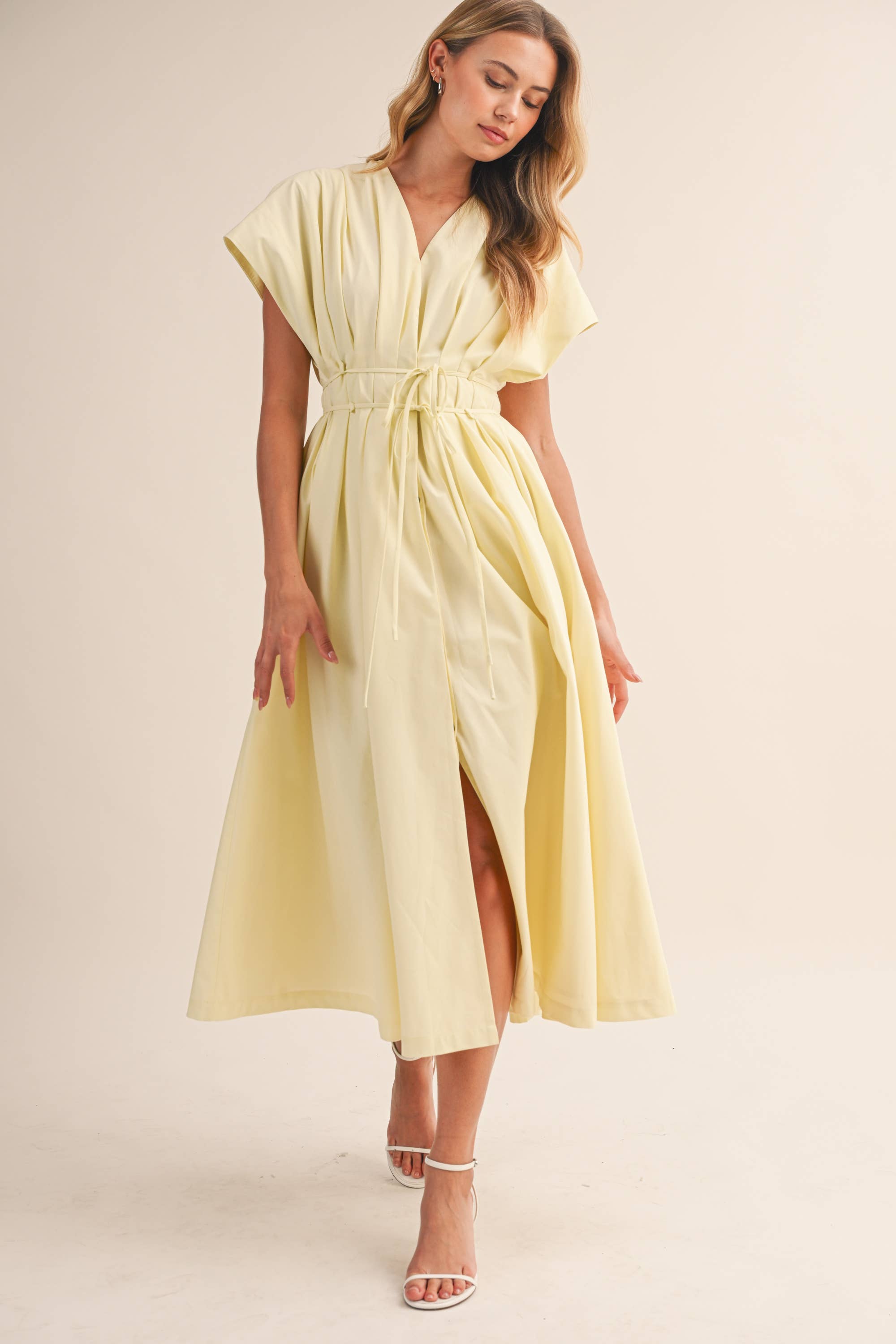 POPLIN SHORT SLV PLEATED DETAIL BELTED MAXI DRESS